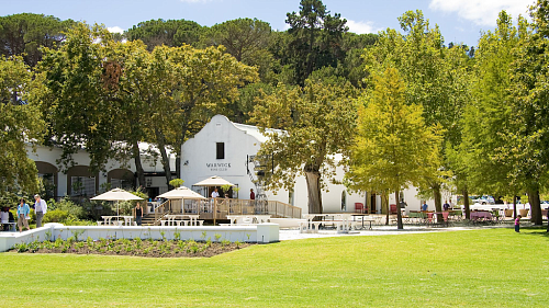 Ворвик Эстейтс