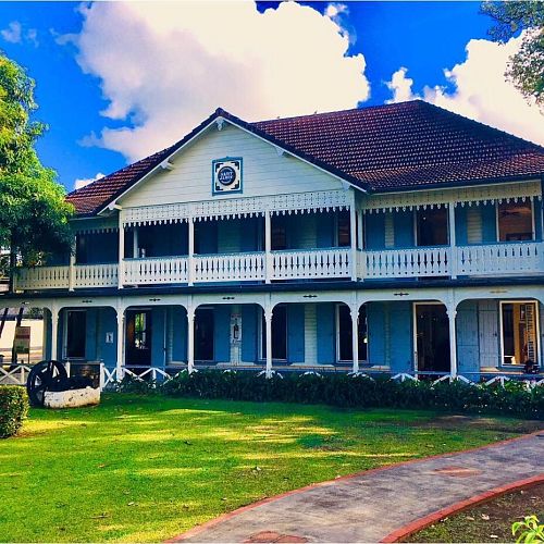 Сент Джеймс Сент Джеймс